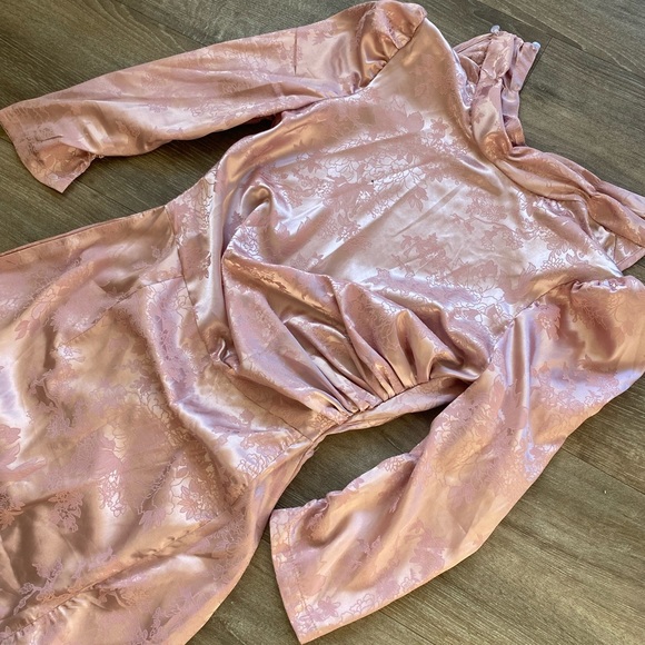 PYT PINK BODYCON DRESS - Picture 3 of 8